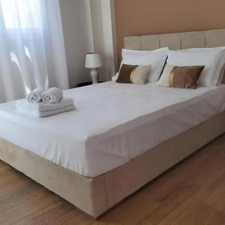 Acrotel Porto Brava, * אורמוס פנגיאס